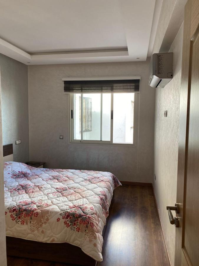 Magnifique Appart F3, Renove, Tres Bien Desservie Casablanca Exterior foto